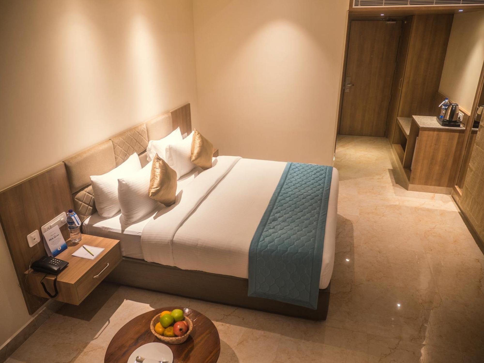 Misty Ocean - A Bergamont Group Of Hotel Kuilapalayam エクステリア 写真