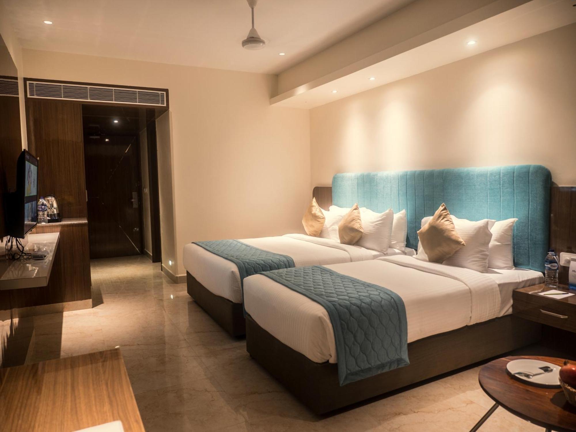 Misty Ocean - A Bergamont Group Of Hotel Kuilapalayam エクステリア 写真