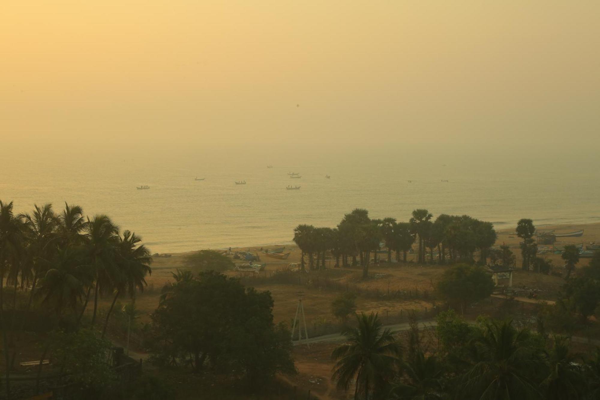 Misty Ocean - A Bergamont Group Of Hotel Kuilapalayam エクステリア 写真